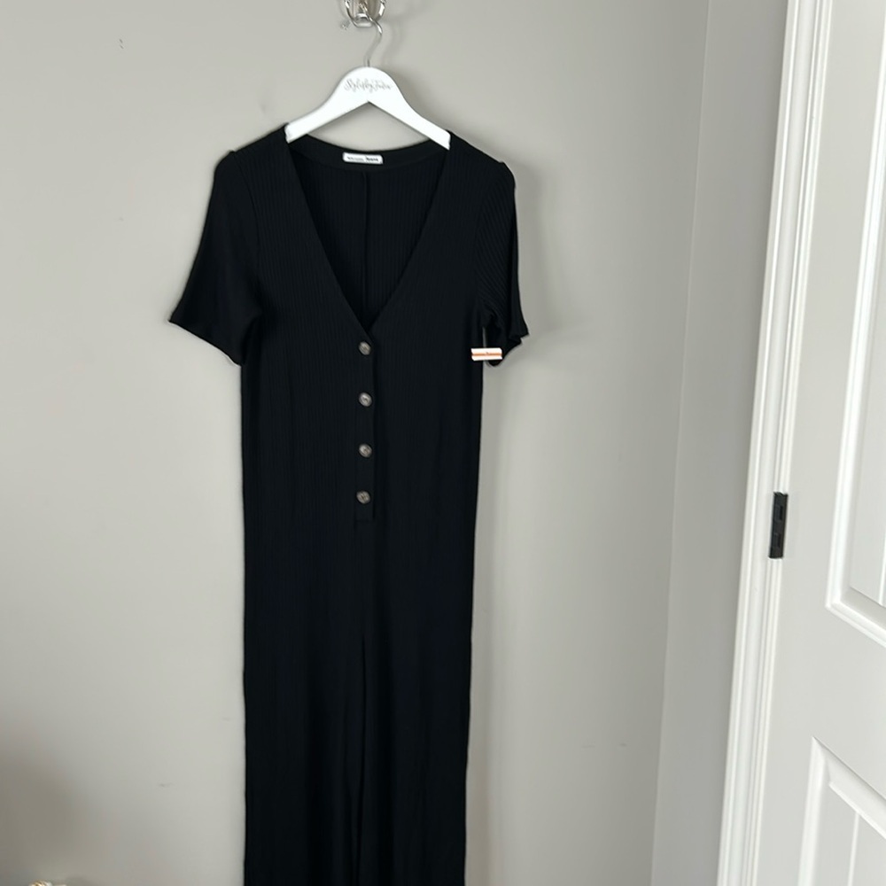 REFORMATION Camille Jumpsuit Ribbed Knit Button V Neck Black Stretch Sz L NEW - Picture 2 of 11
